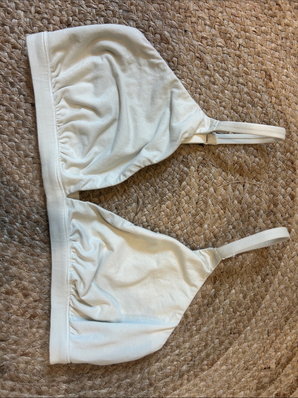 SKIMS Wireless Bralette in Cream